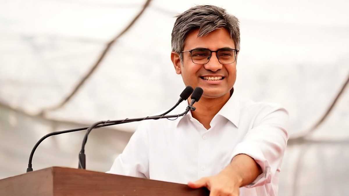 भाजपा ने पेपर लीक को बड़ा धंधा बना रखा है : संदीप पाठक